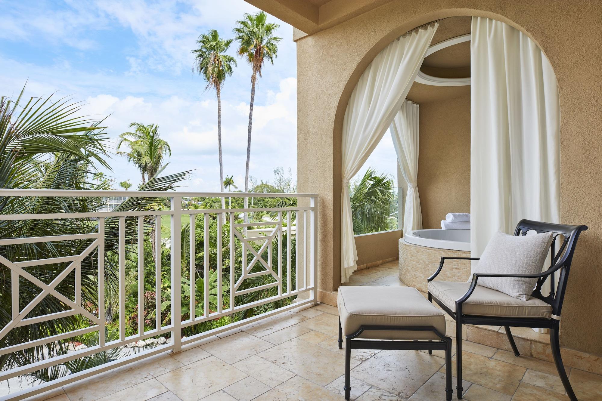 Cheeca Lodge & Spa Ісламорада Екстер'єр фото A balcony at the Four Seasons Hotel
